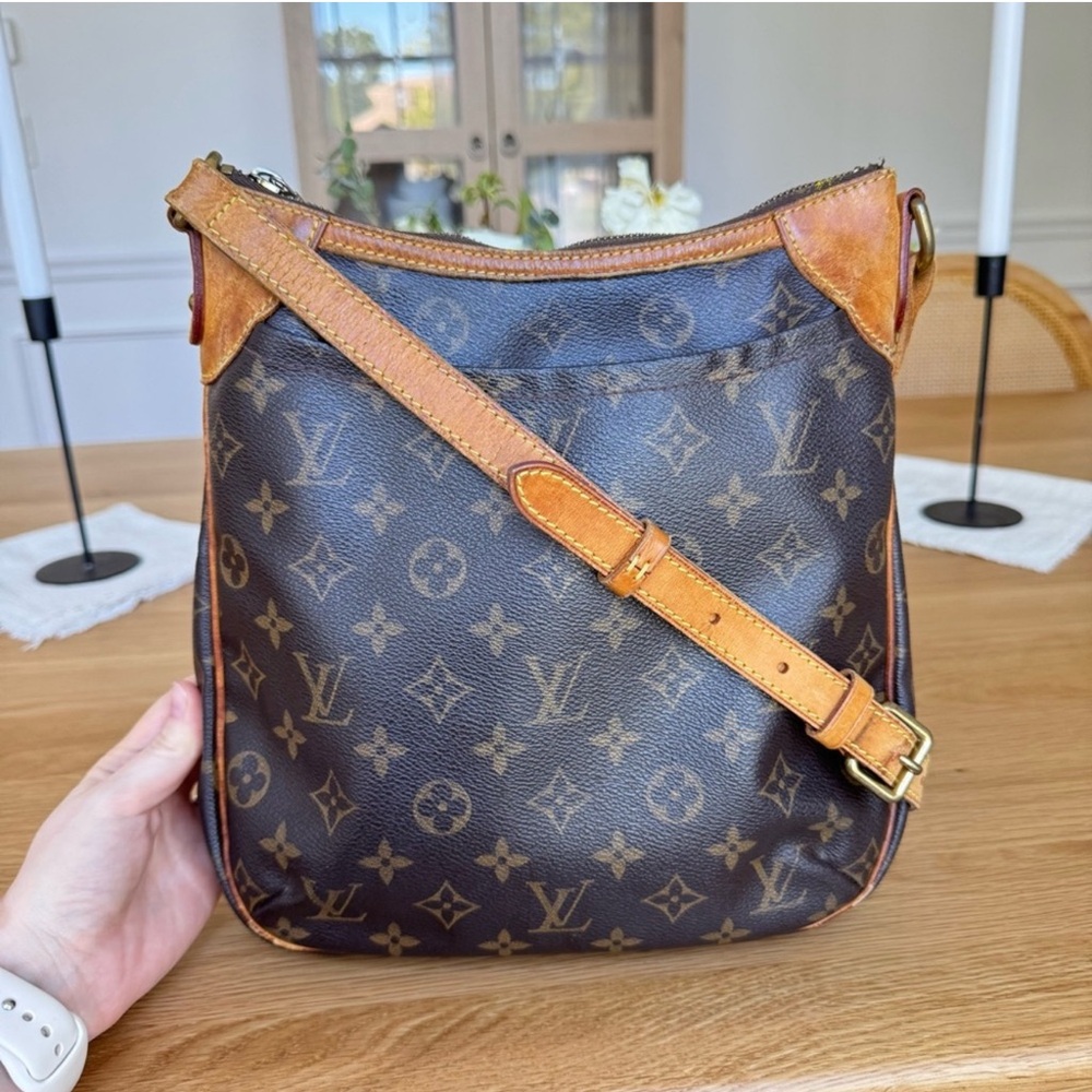 ✅AUTHENTIC✅LOUIS VUITTON ODEON PM